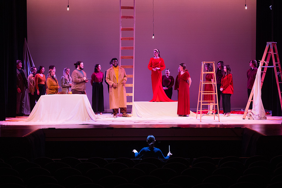 opera-900.jpg