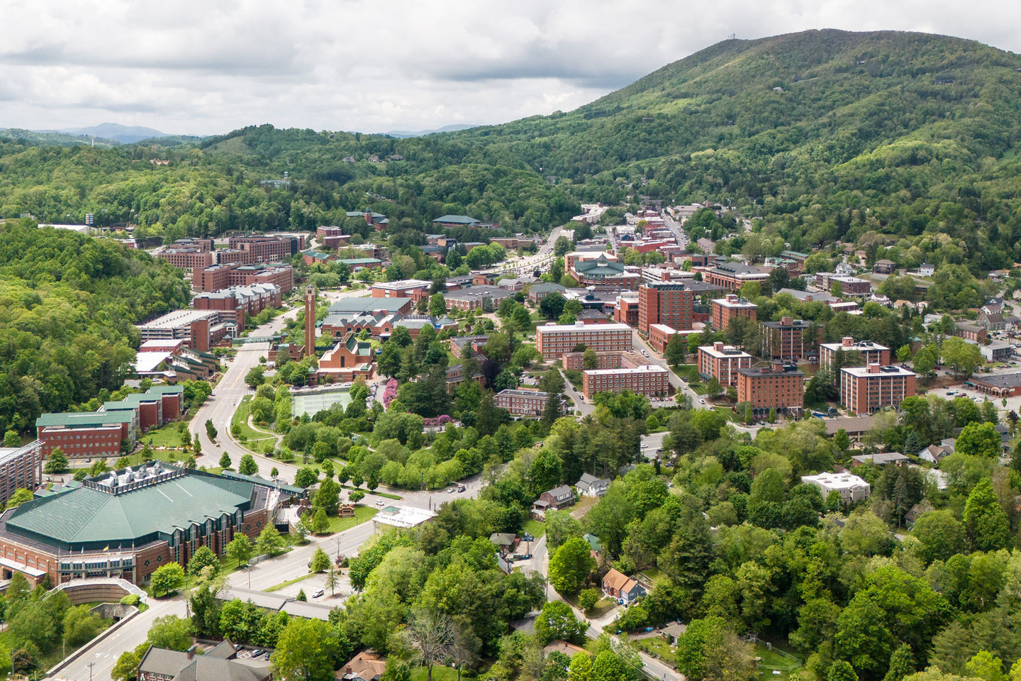 Picture of Appalachian State University and mountains